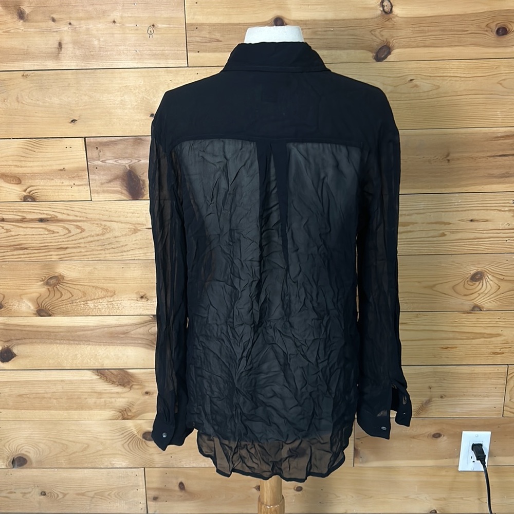 LAST CALL Karen Kane sheer henley button LS black crepe blouse top shirt LG - Picture 6 of 12